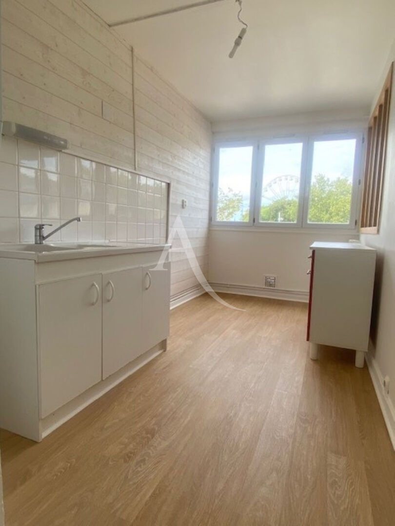 Agence immobilière de L'ADRESSE - CABINET CHESNEAU - CABINET CHESNEAU - La Rochelle