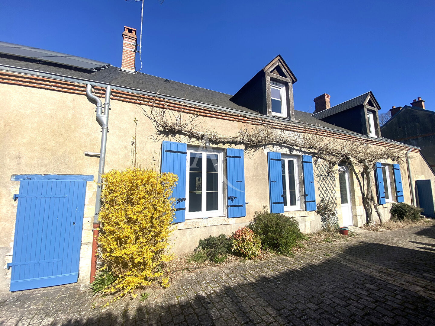 Agence immobilière de CABINET CHESNEAU - CABINET CHESNEAU - Fay aux Loges