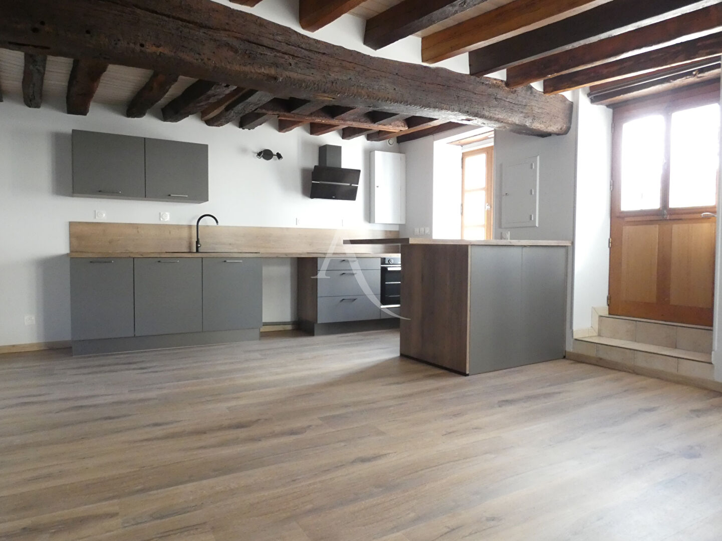 Agence immobilière de CABINET CHESNEAU - CABINET CHESNEAU - Neuville aux bois