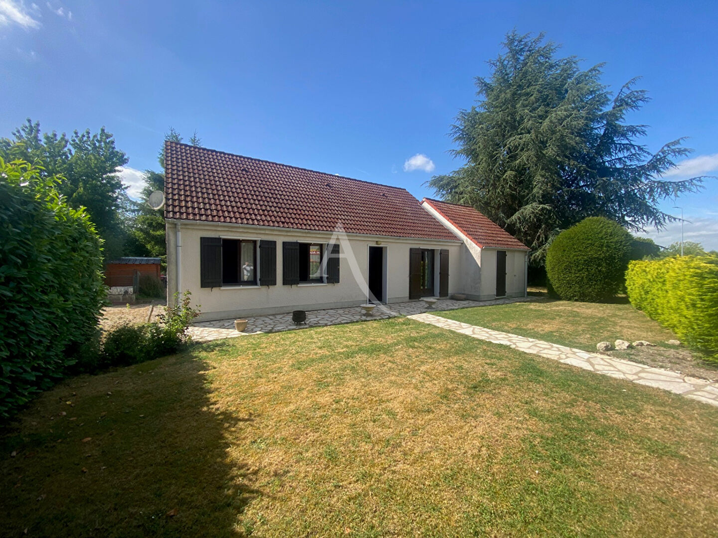 Agence immobilière de CABINET CHESNEAU - CABINET CHESNEAU - Neuville aux bois