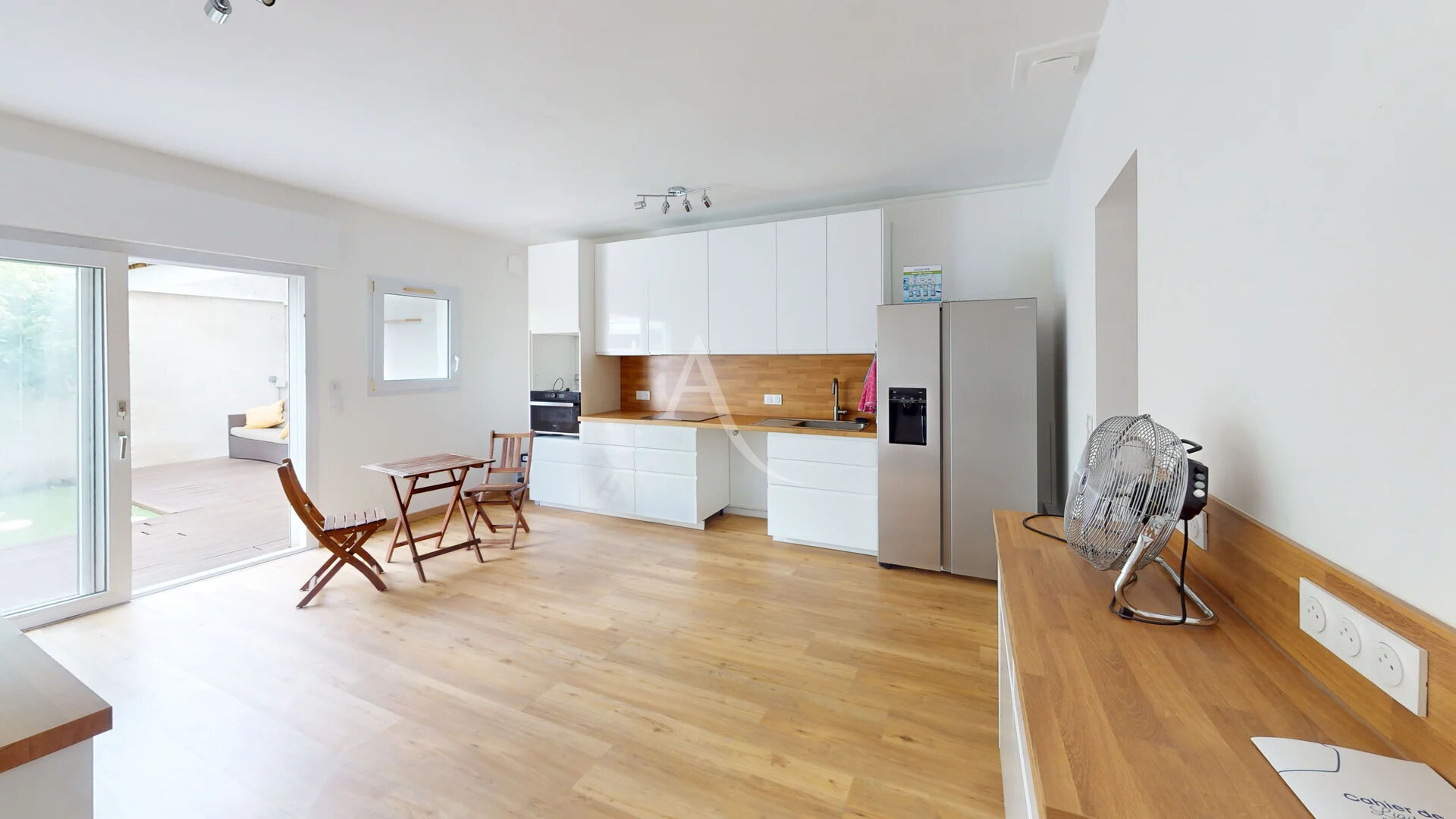 Agence immobilière de 
 CABINET CHESNEAU - CABINET CHESNEAU - Orléans 
