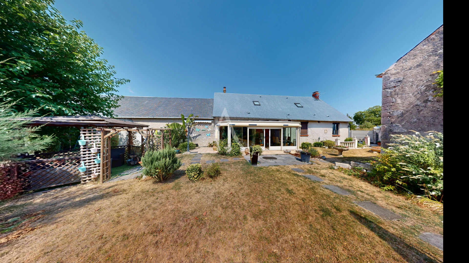 Agence immobilière de CABINET CHESNEAU - CABINET CHESNEAU - Neuville aux bois