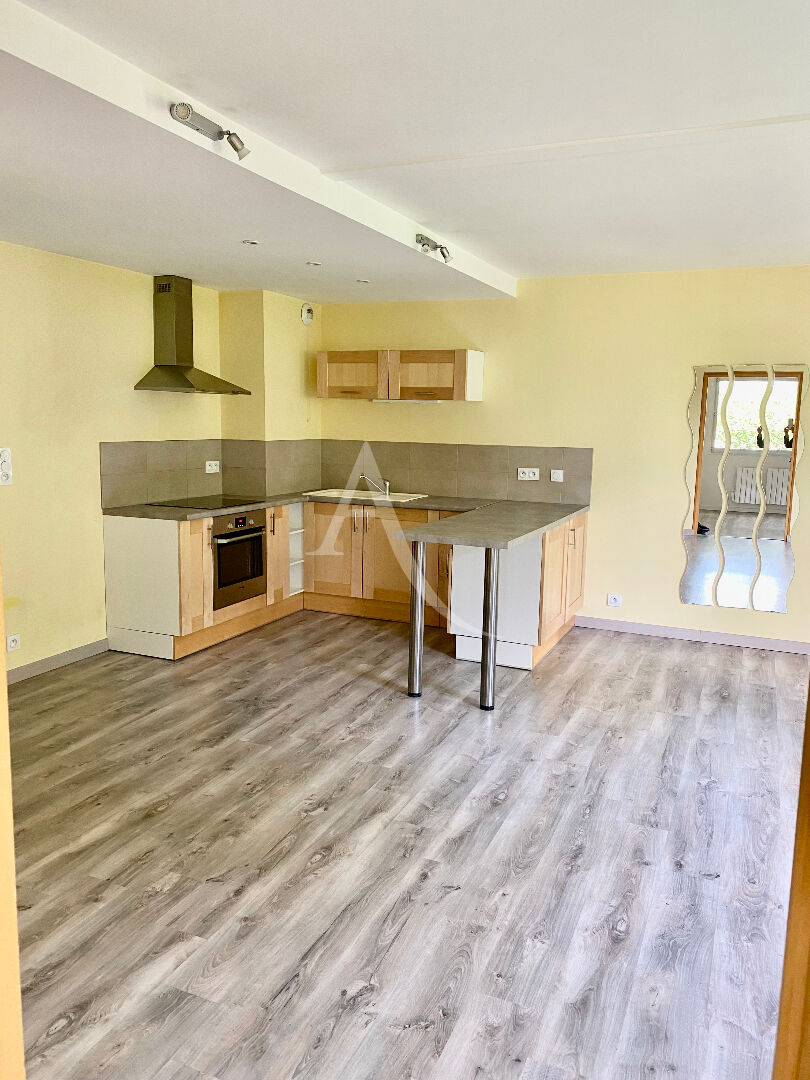 Appartement SAINT JEAN DE BRAYE   2 pièce(s)   50 m2