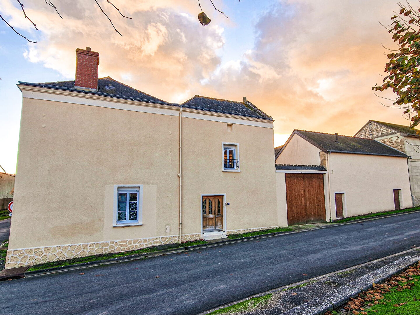 Agence immobilière de L'ADRESSE 49 - L'ADRESSE DE DOUE