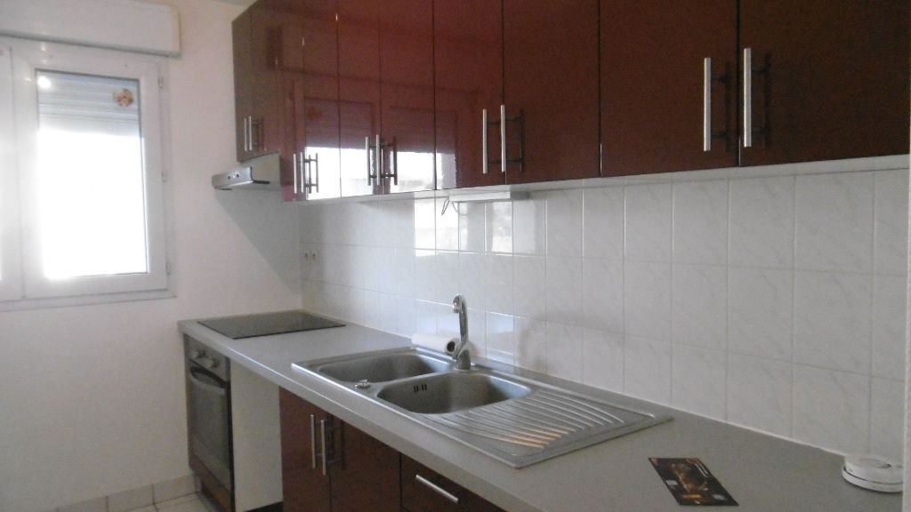 Photo SECTEUR NEY - T4 NON MEUBLE - DISPONIBLE LE 17/11 image 3/6