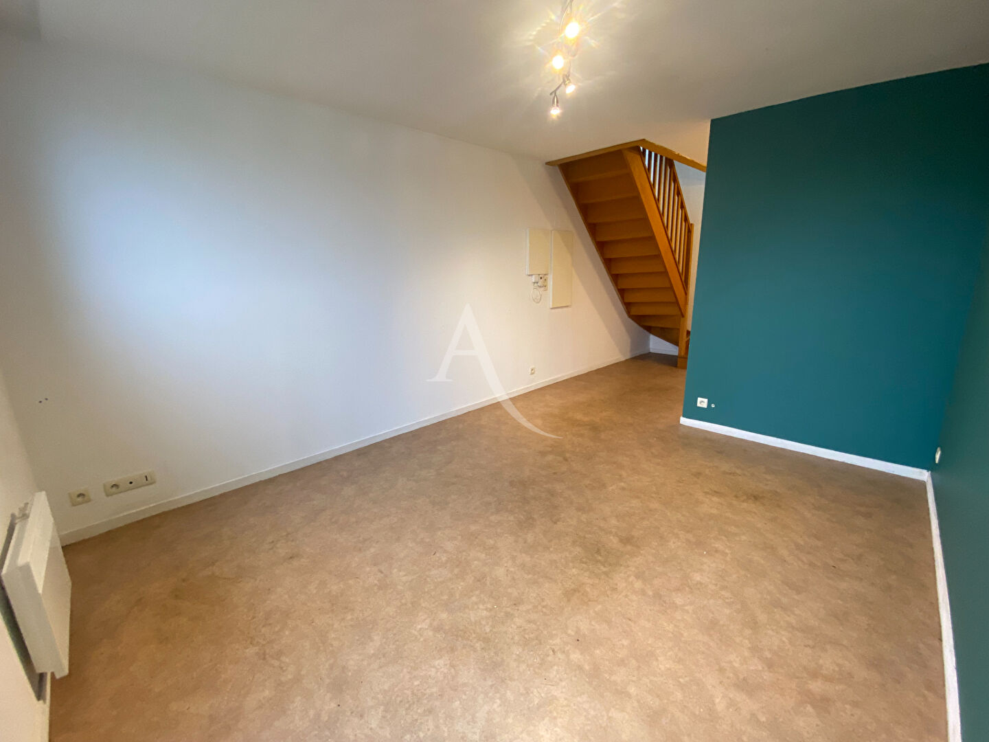 Agence immobilière de 
 L'ADRESSE 49 - L'ADRESSE CHALONNES SUR LOIRE 
