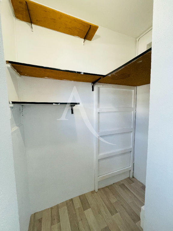 Photo RESIDENCE DU PUY GARNIER - T2 NON MEUBLE - DISPONIBLE AU 17/01 image 5/6