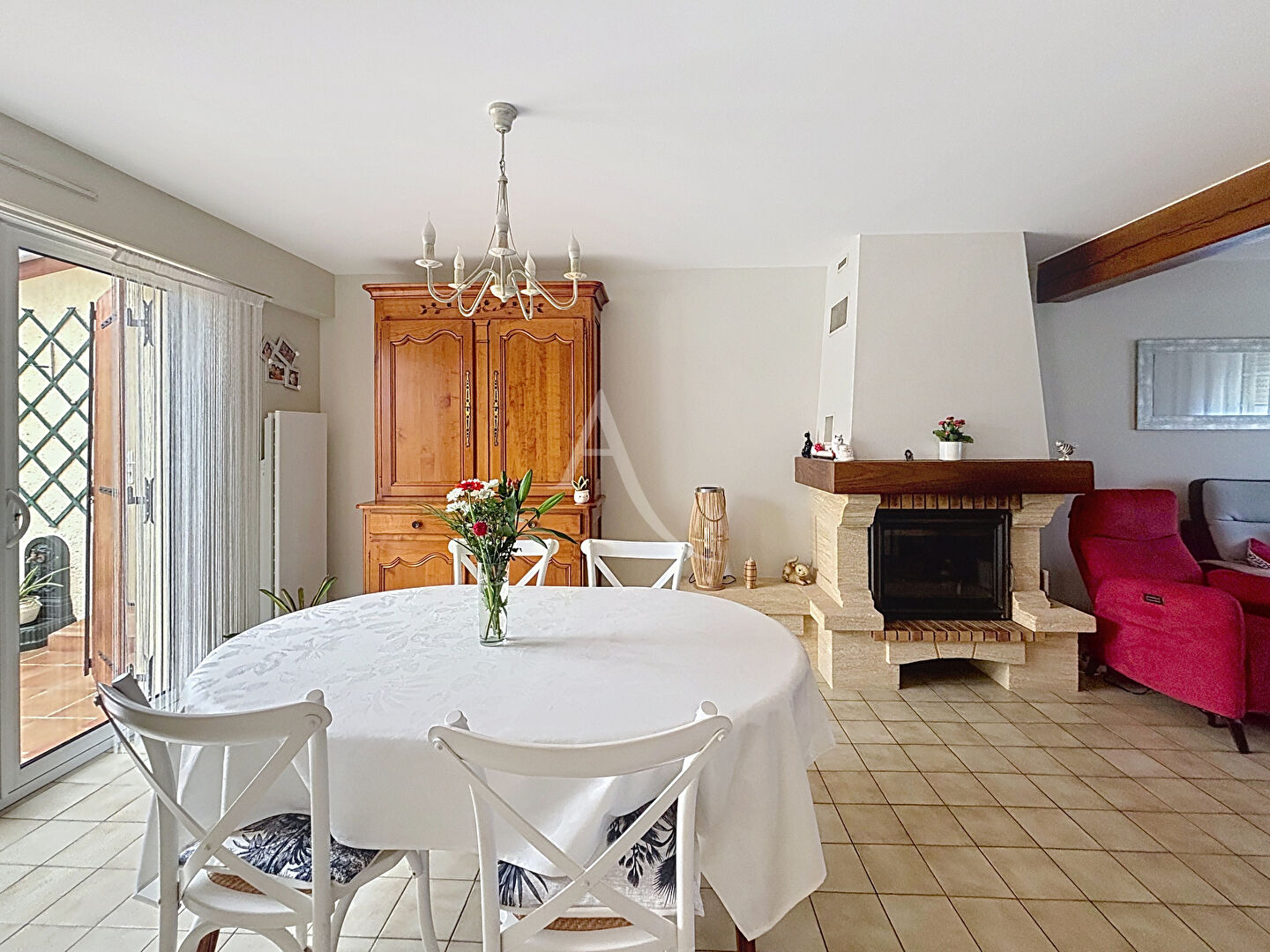 Agence immobilière de 
 L'ADRESSE 49 - L'ADRESSE CHALONNES SUR LOIRE 
