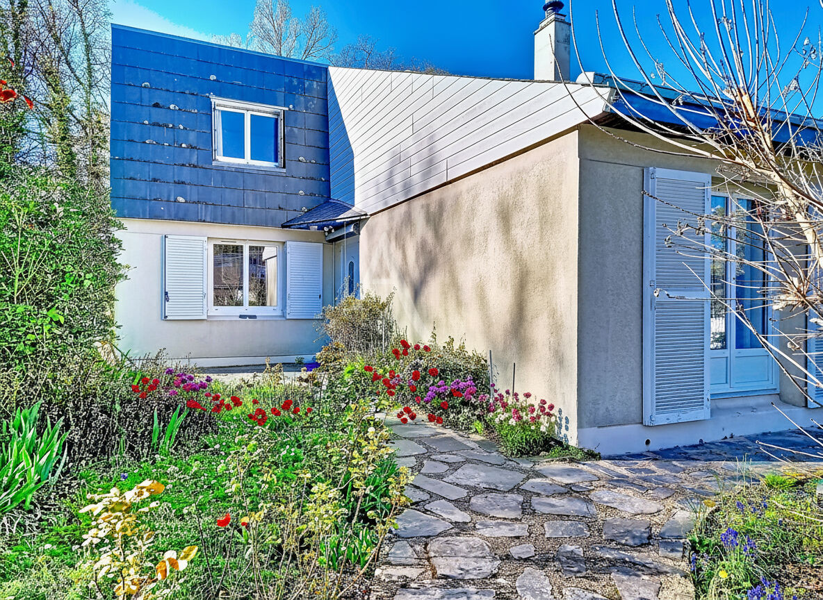Agence immobilière de L'ADRESSE 49 - L'ADRESSE DE SAINT-BARTHELEMY