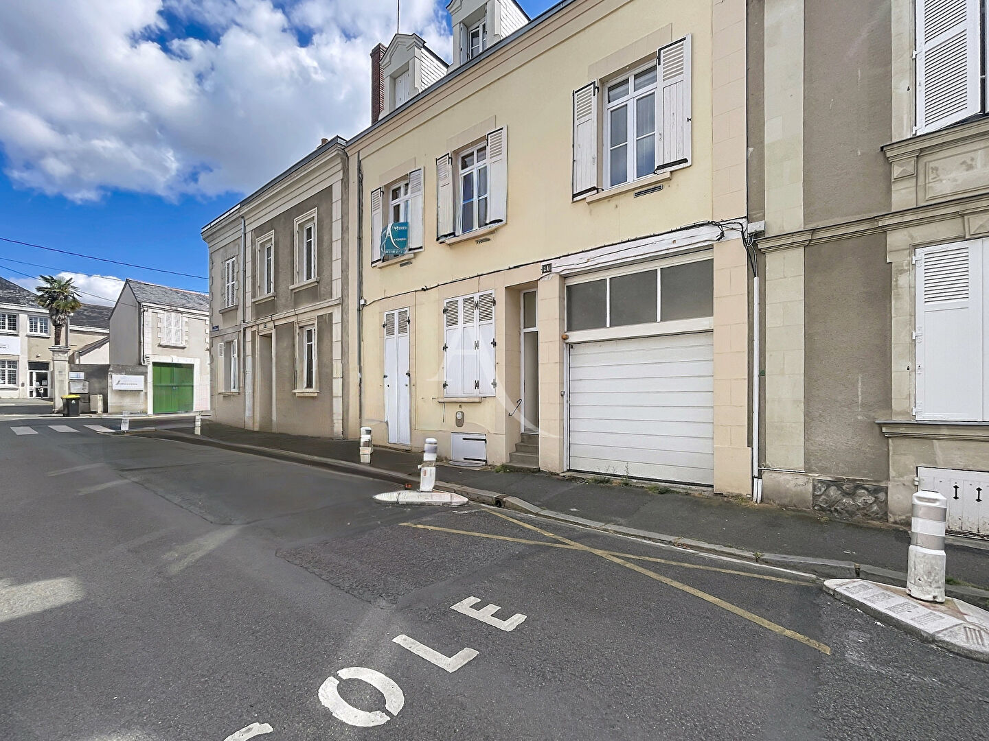 Agence immobilière de L'ADRESSE ANJOU-MAINE - L'Adresse Place du Lycee
