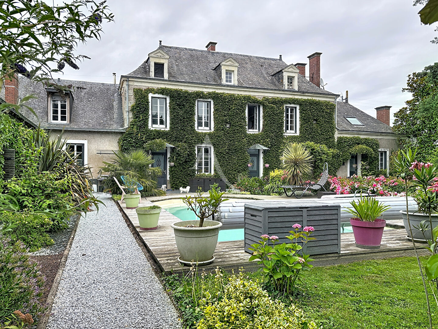 Agence immobilière de L'ADRESSE 49 - L'ADRESSE DE CHATEAUNEUF
