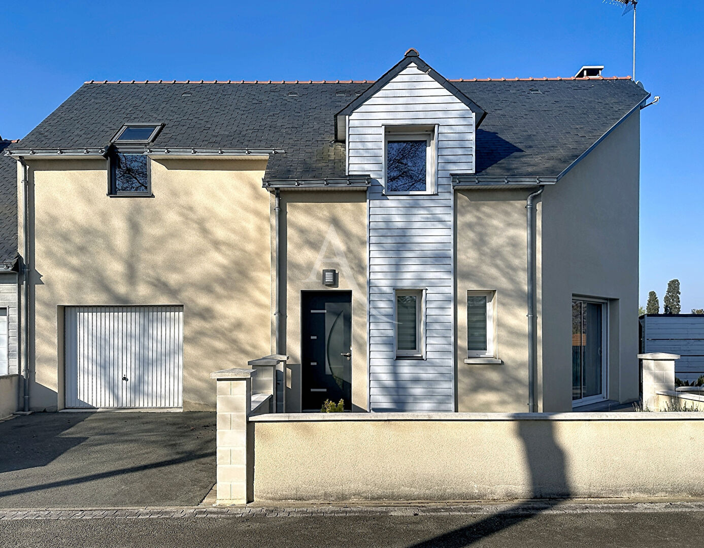 Agence immobilière de L'ADRESSE 49 - L'ADRESSE DE BRISSAC