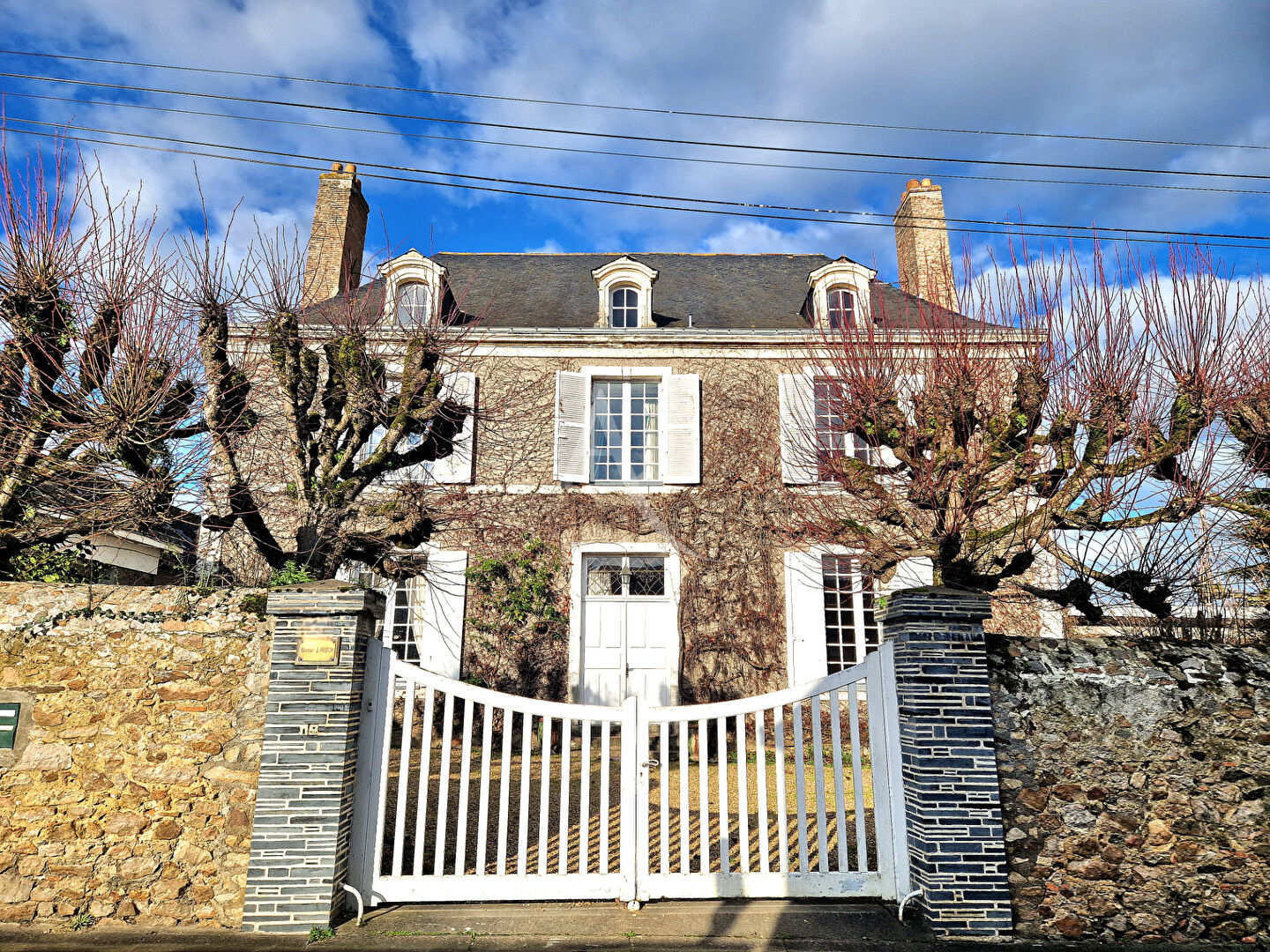 Agence immobilière de L'ADRESSE 49 - L'ADRESSE DE CHATEAUNEUF