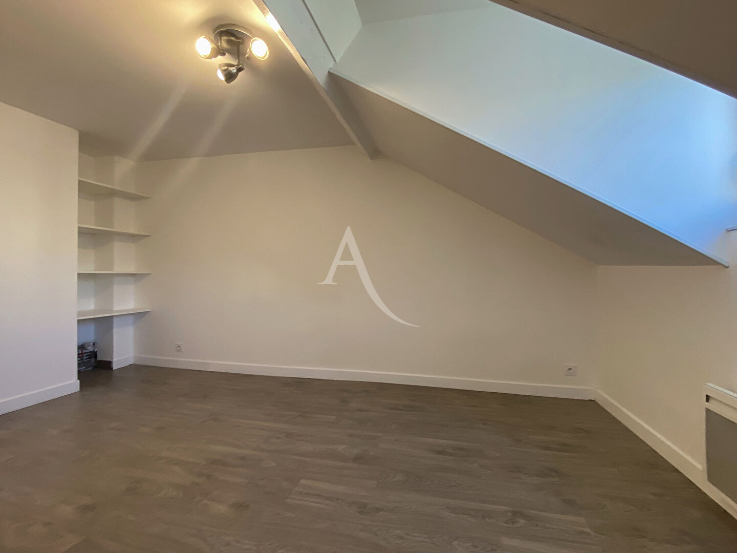 Photo A LOUER Studio rénové à Angers 23 m² image 4/6