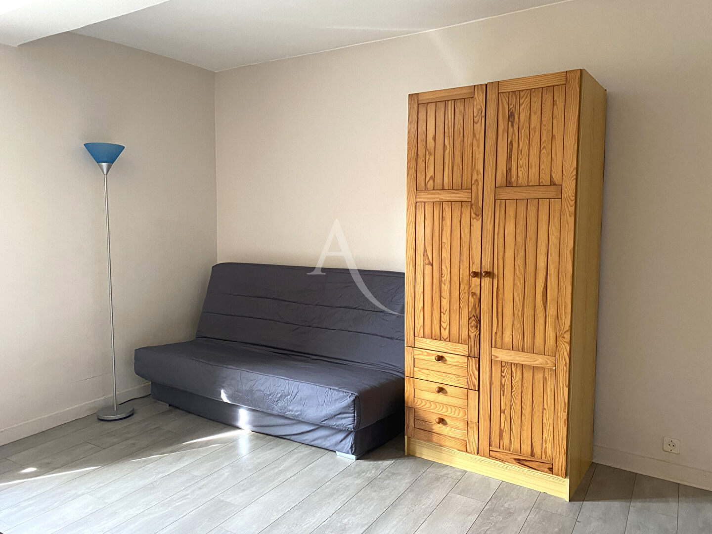 A LOUER:  Angers studio 23 m²