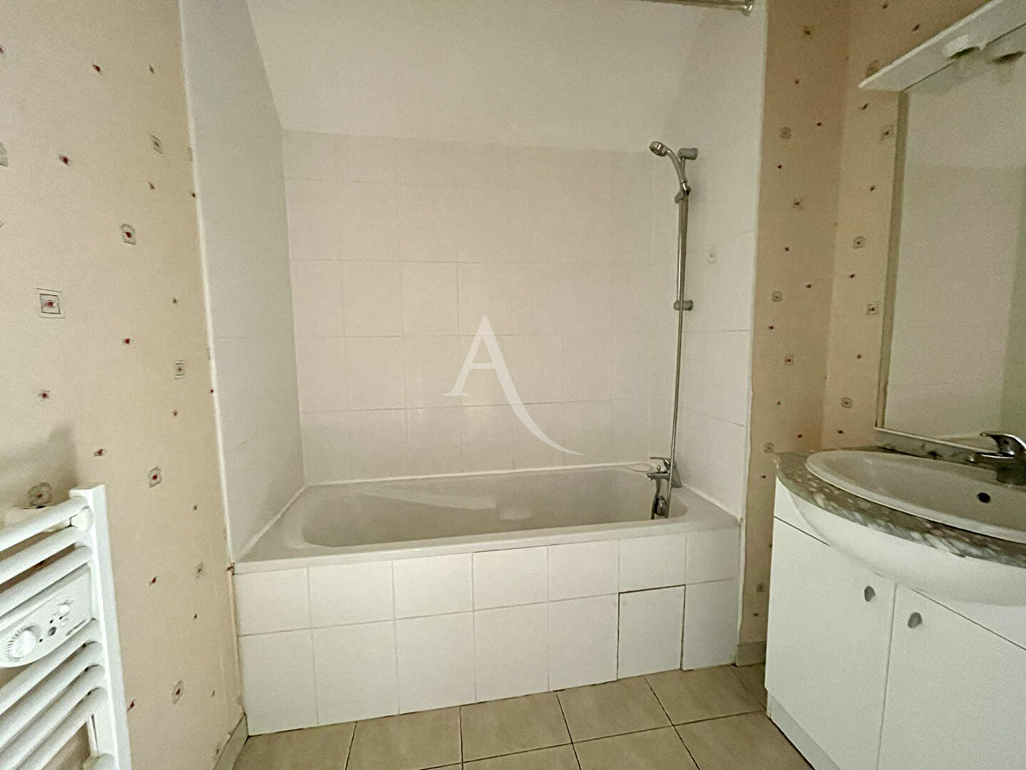 Photo A VENDRE : Appartement  T3 - 63 m2 - 2 chambres image 5/6