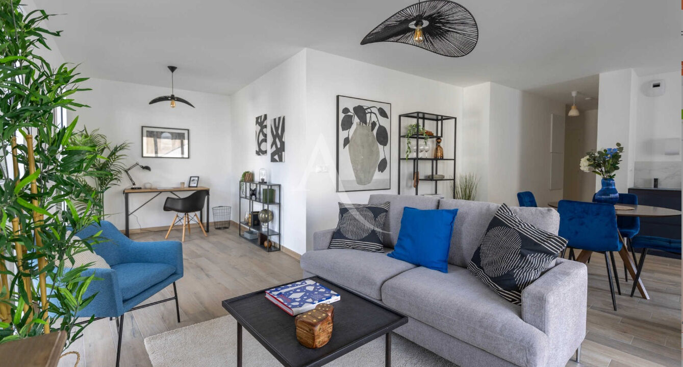 Agence immobilière de 
 L'ADRESSE 49 - L'ADRESSE CHALONNES SUR LOIRE 
