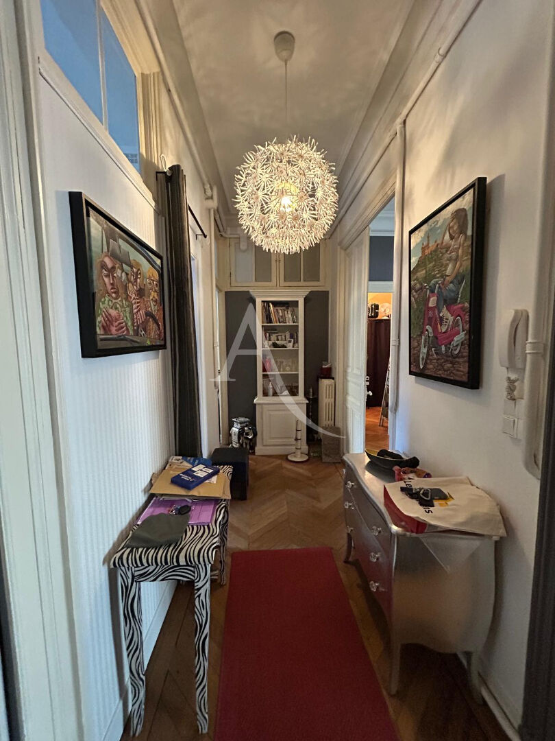 Photo APPARTEMENT HYPER CENTRE 2 CHAMBRES image 4/6