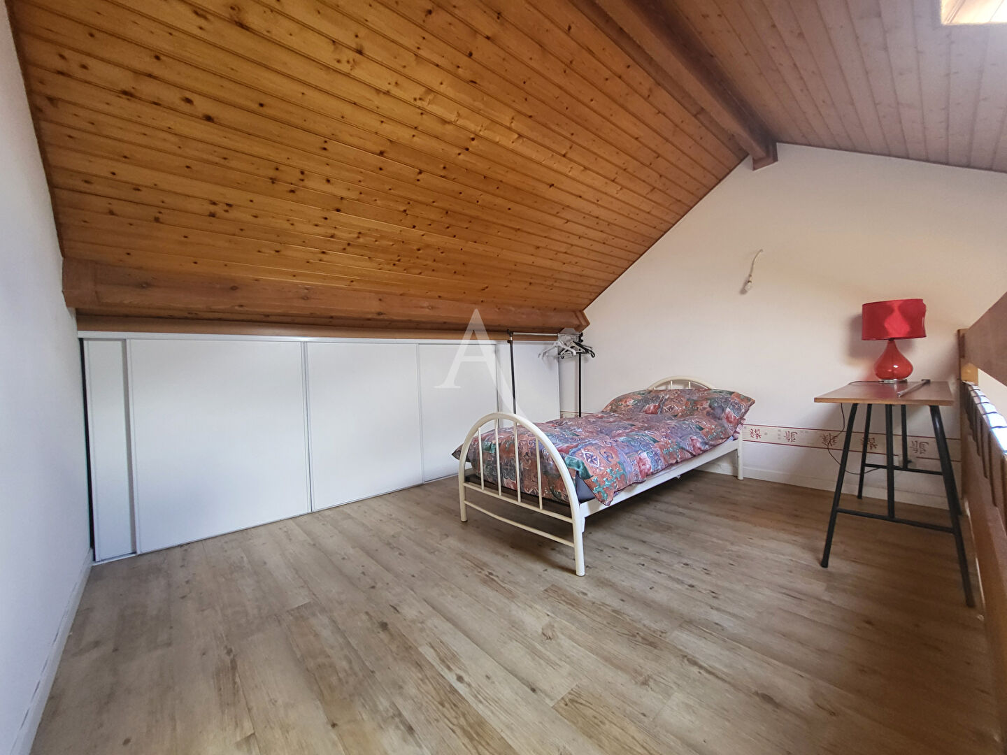 Photo À vendre , Appartement lumineux avec mezzanine et parkings privatifs image 6/6