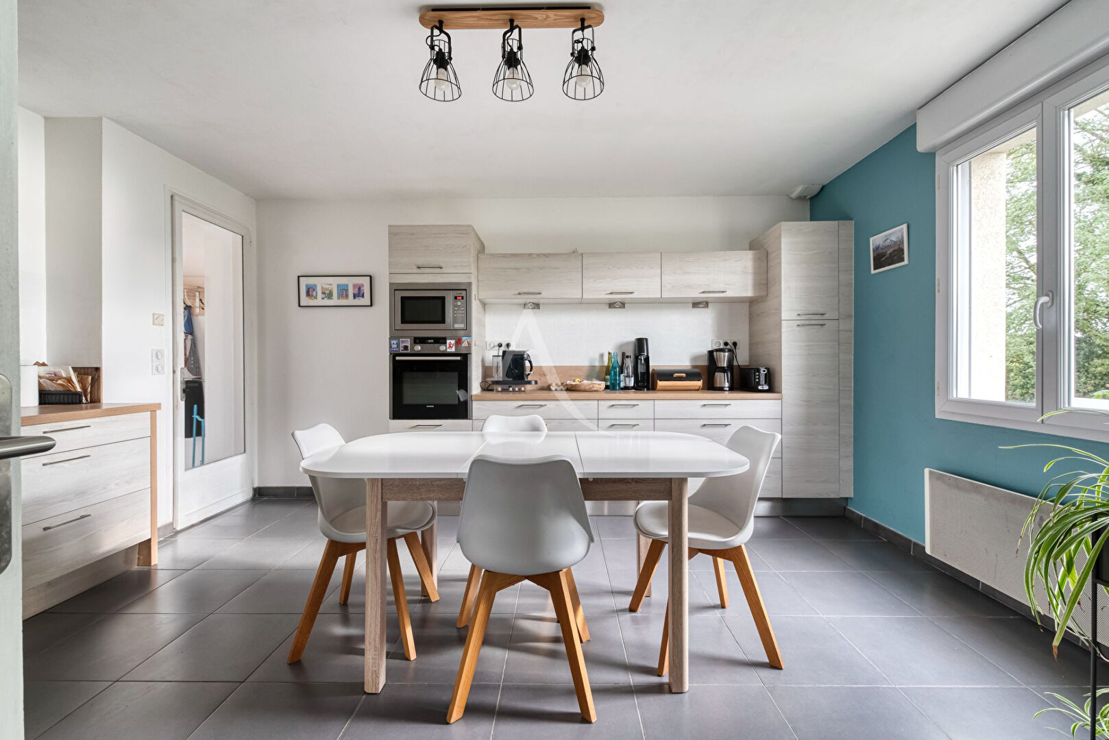 Agence immobilière de L'ADRESSE 49 - L'ADRESSE DE SAINT-BARTHELEMY