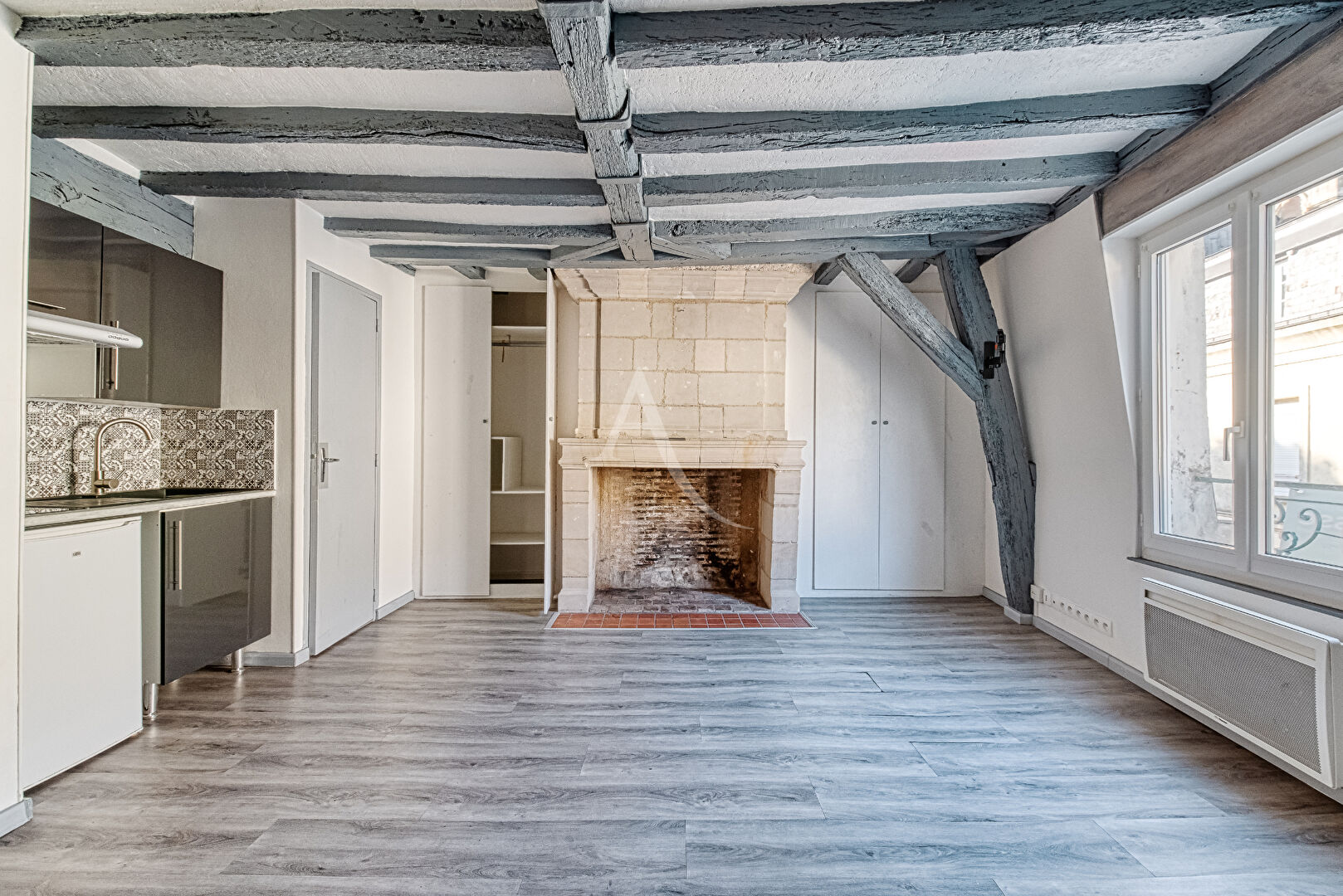 Photo STUDIO 25M² HYPER CENTRE VILLE  ( VIDE DE LOCATAIRE ) image 5/6