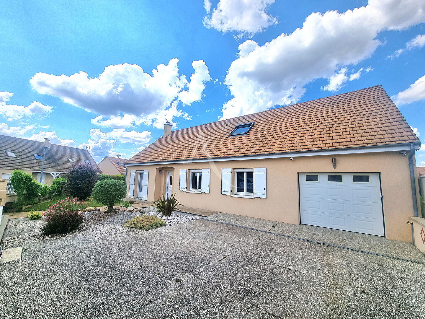 Agence immobilière de L'ADRESSE 49 - L'ADRESSE DE CHATEAUNEUF