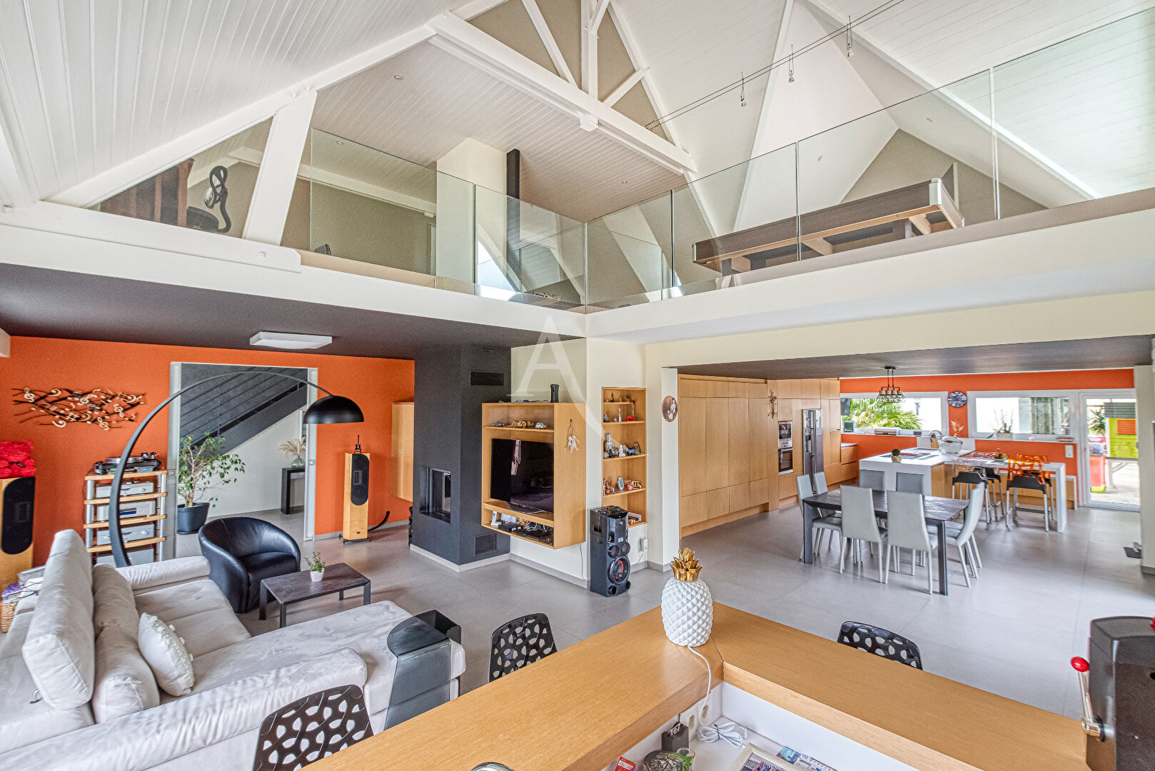 Agence immobilière de L'ADRESSE 49 - L'ADRESSE DE DOUE