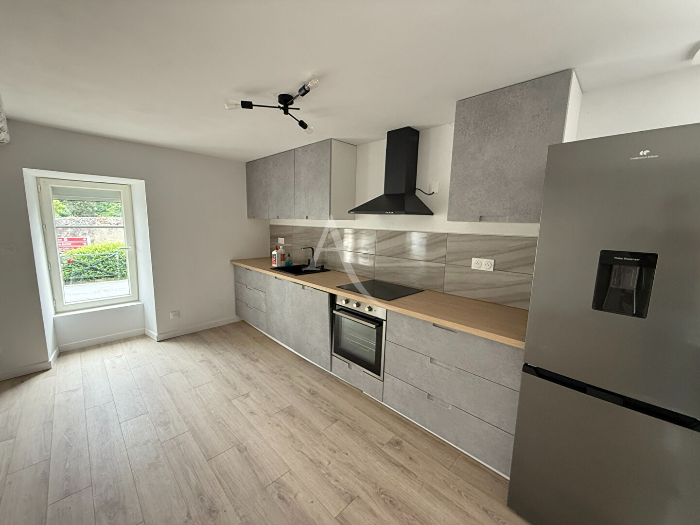 Agence immobilière de 
 L'ADRESSE 49 - L'ADRESSE CHALONNES SUR LOIRE 
