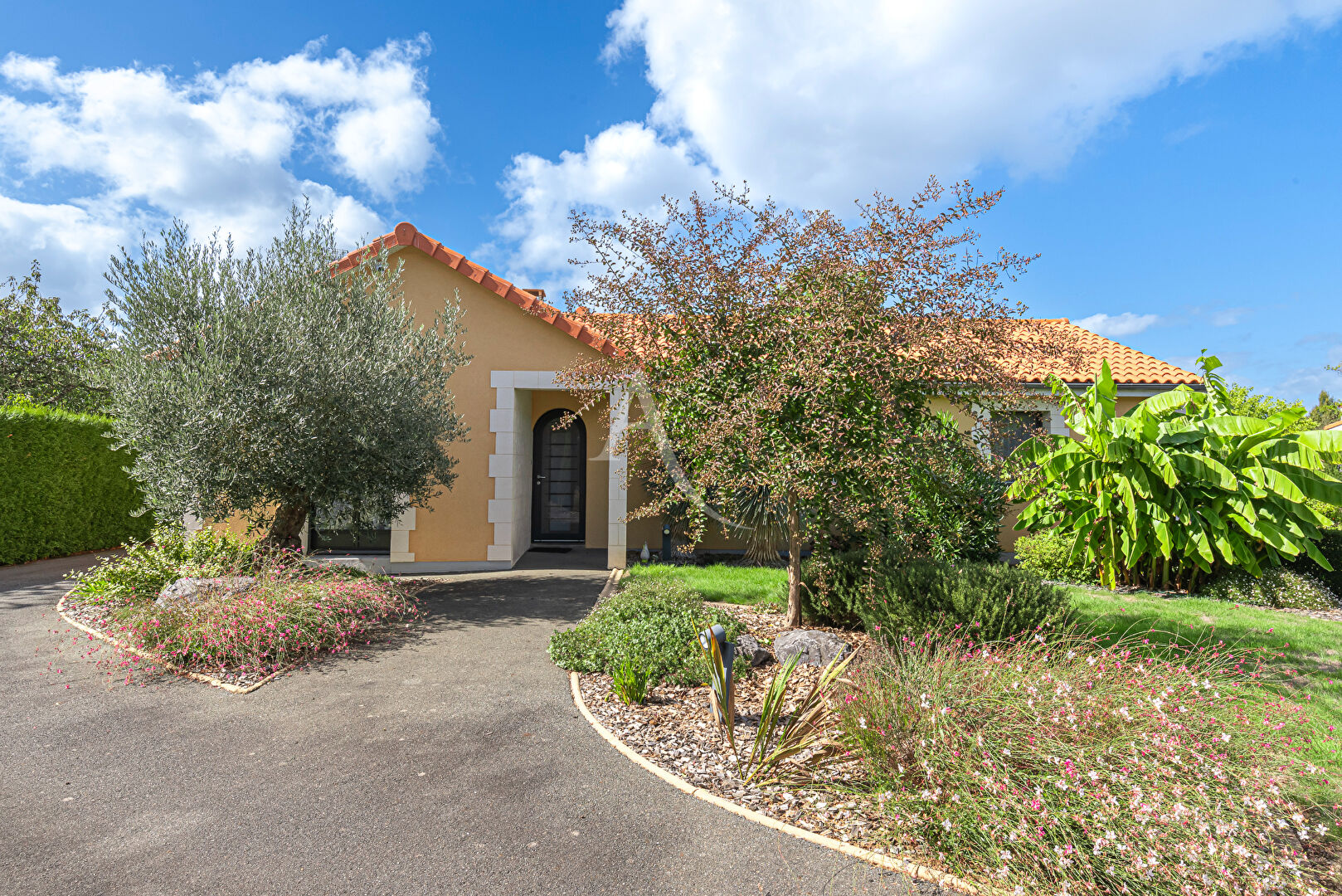 Agence immobilière de L'ADRESSE 49 - L'ADRESSE DE THOUARCE