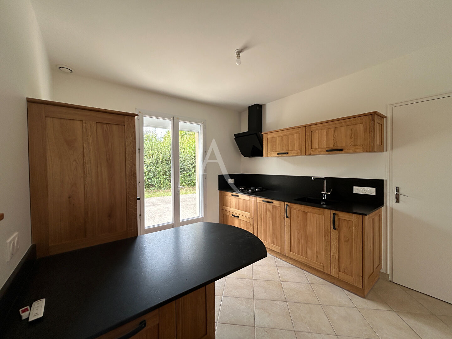 Maison T4 - PLAIN PIED - LA ROCHE-NEUVILLE