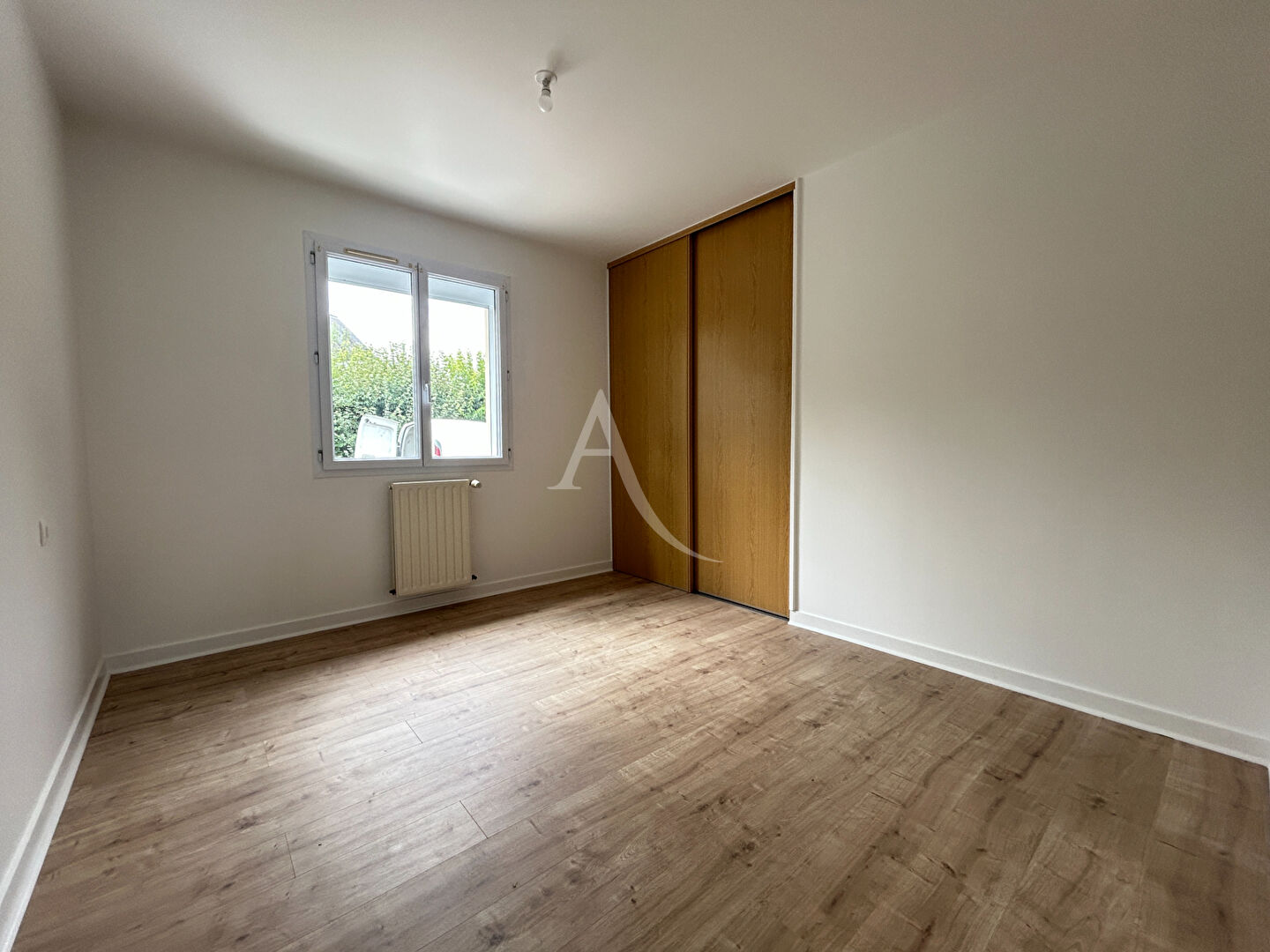 Photo Maison T4 - PLAIN PIED - LA ROCHE-NEUVILLE image 5/6