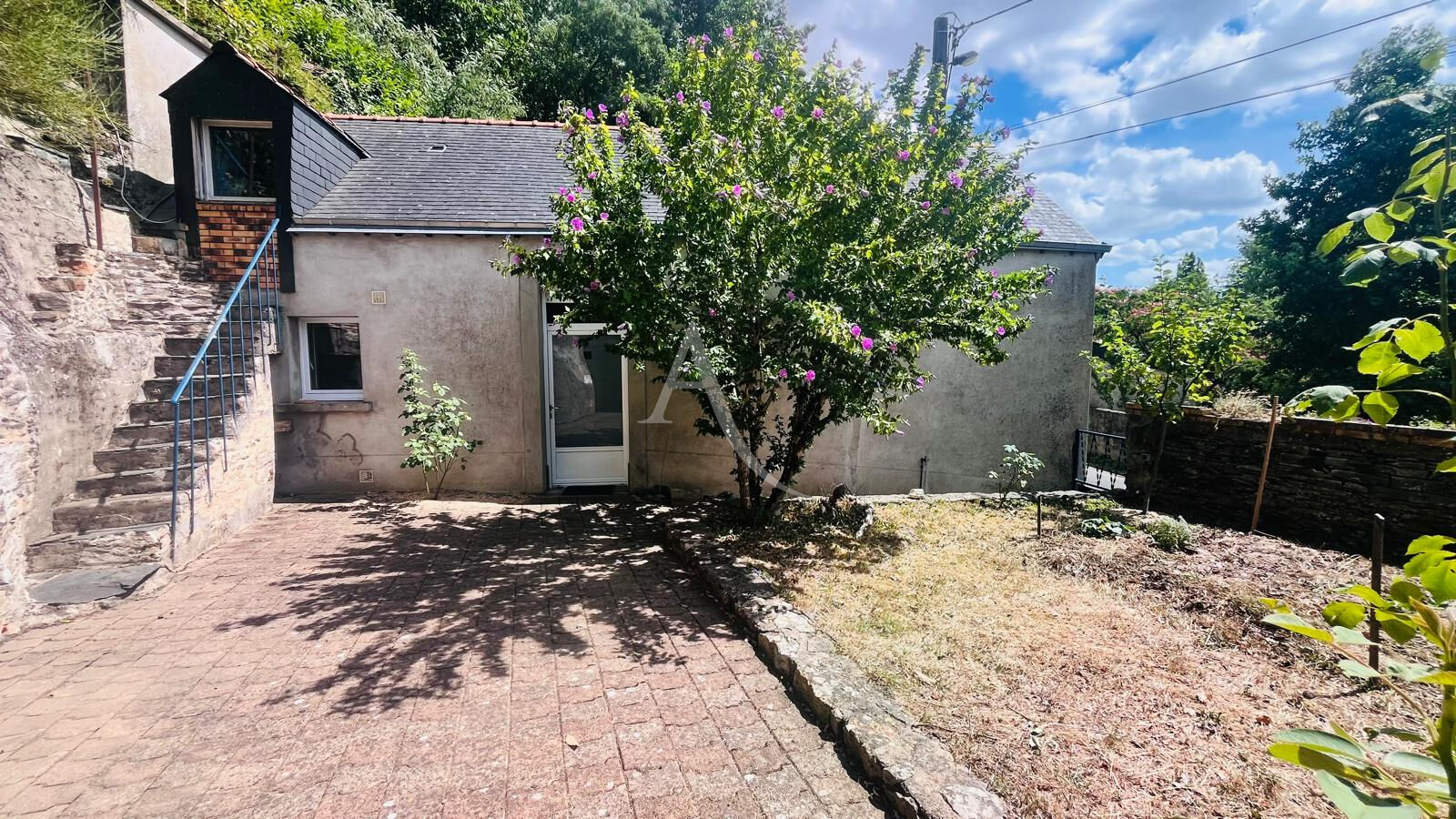 Agence immobilière de L'ADRESSE 49 - L'ADRESSE DE SEGRE