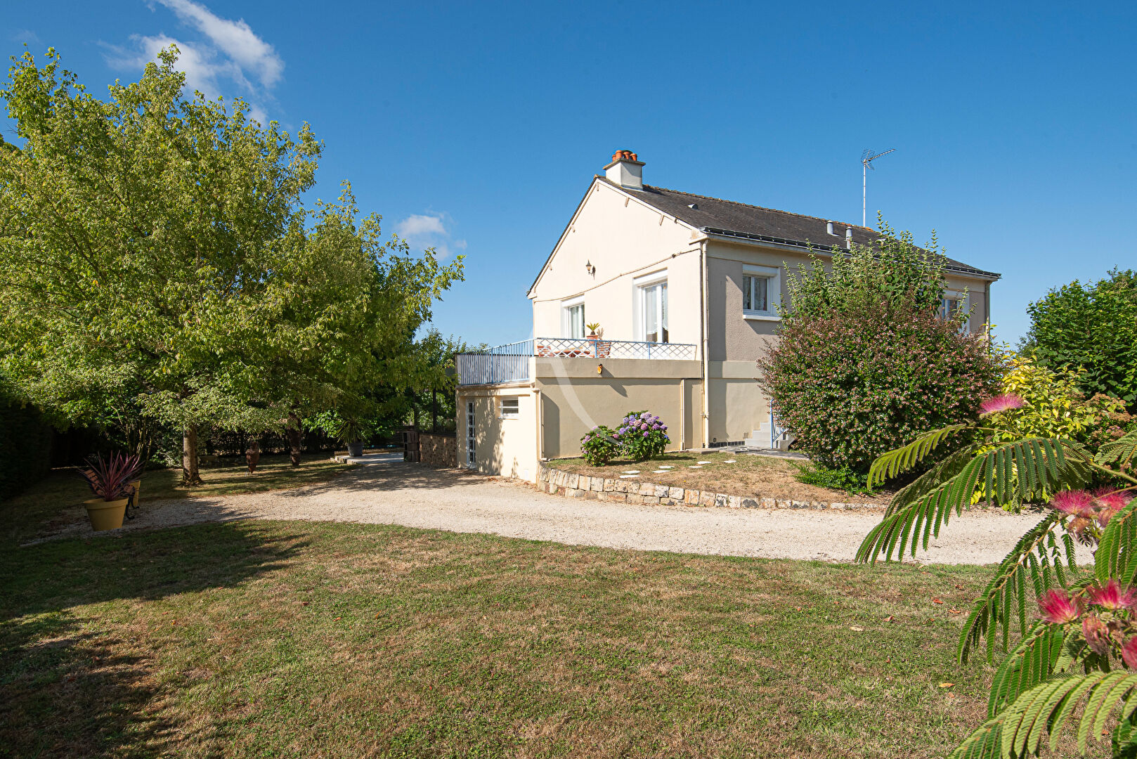 Agence immobilière de L'ADRESSE 49 - L'ADRESSE DE SEGRE