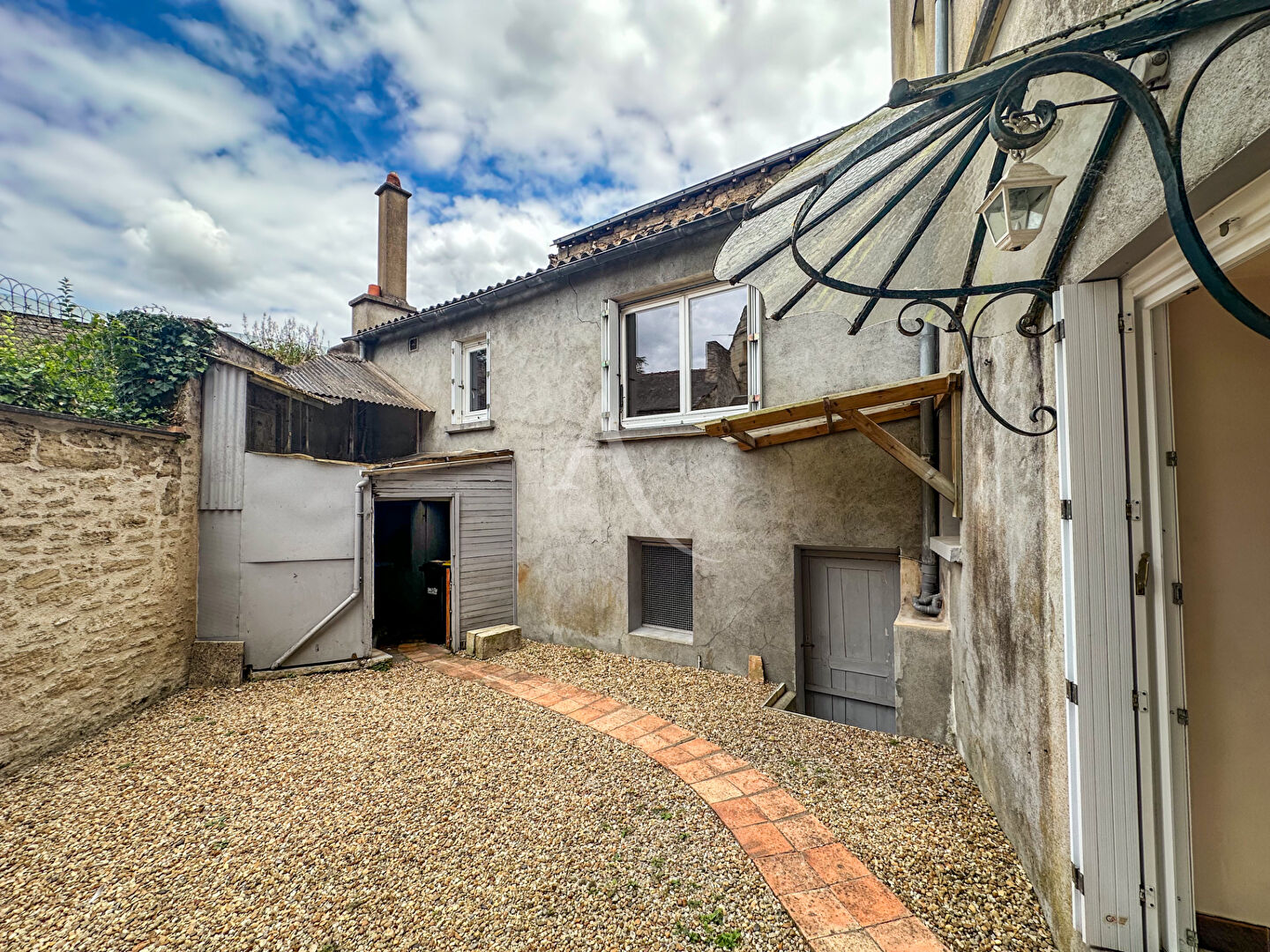 Agence immobilière de L'ADRESSE 49 - L'ADRESSE DE DOUE