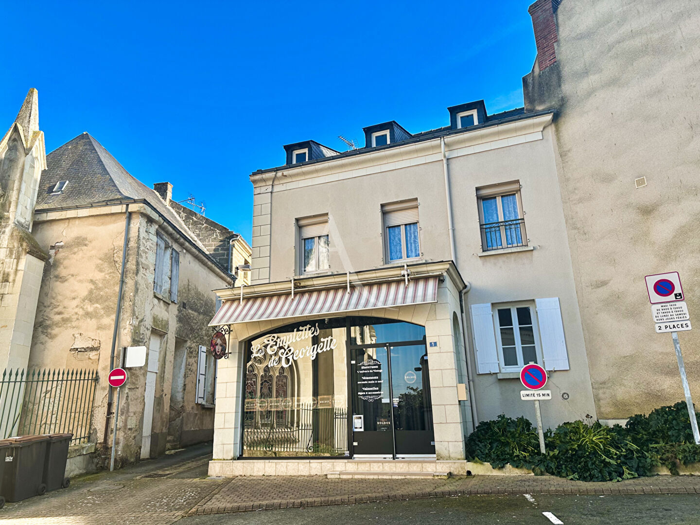 Agence immobilière de L'ADRESSE 49 - L'ADRESSE DE DOUE