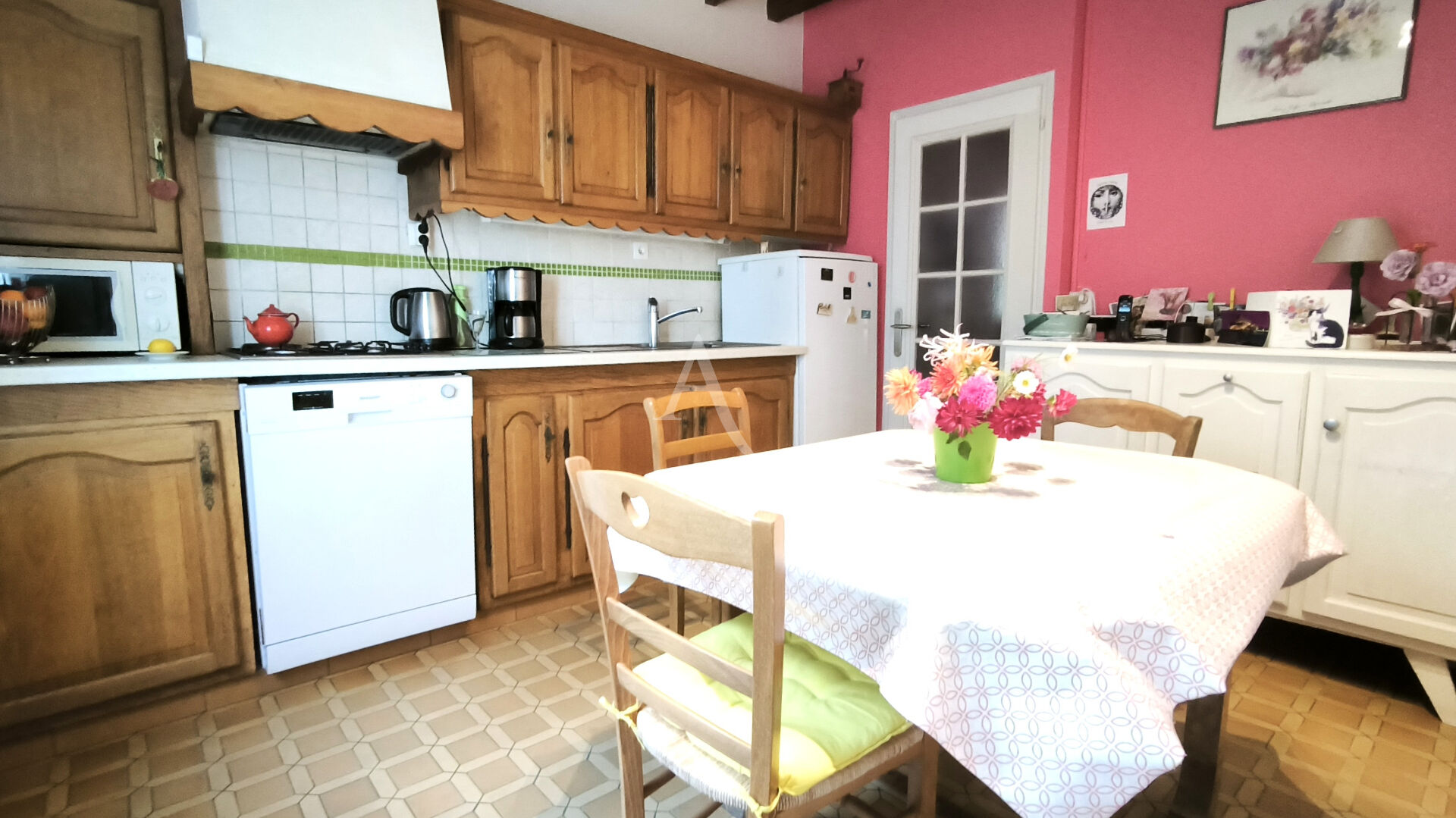 Photo Charmante Maison ancienne -6 pièces 115 m² Longue Jumelles image 4/6