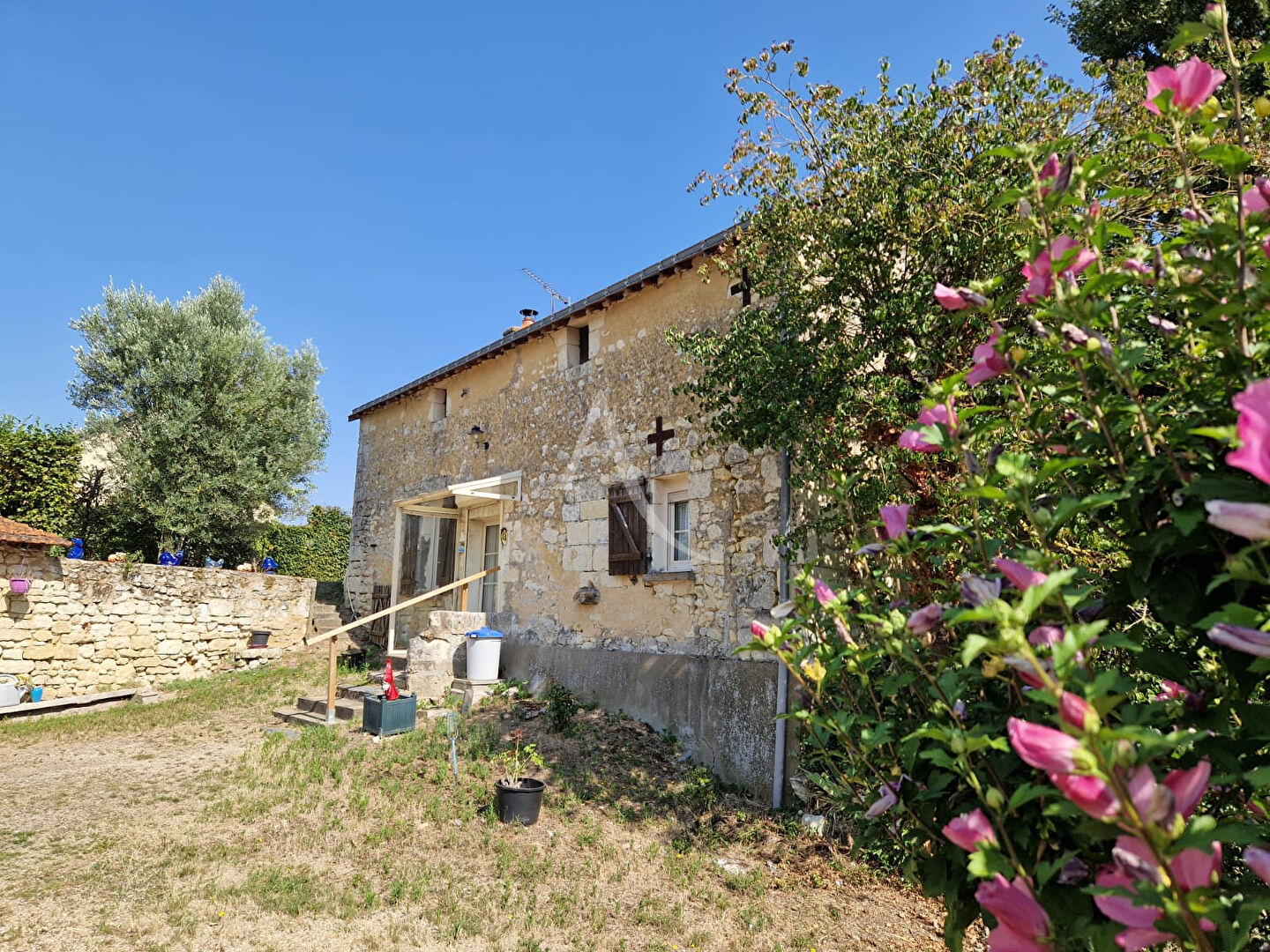 Agence immobilière de L'ADRESSE 49 - L'ADRESSE DE DOUE