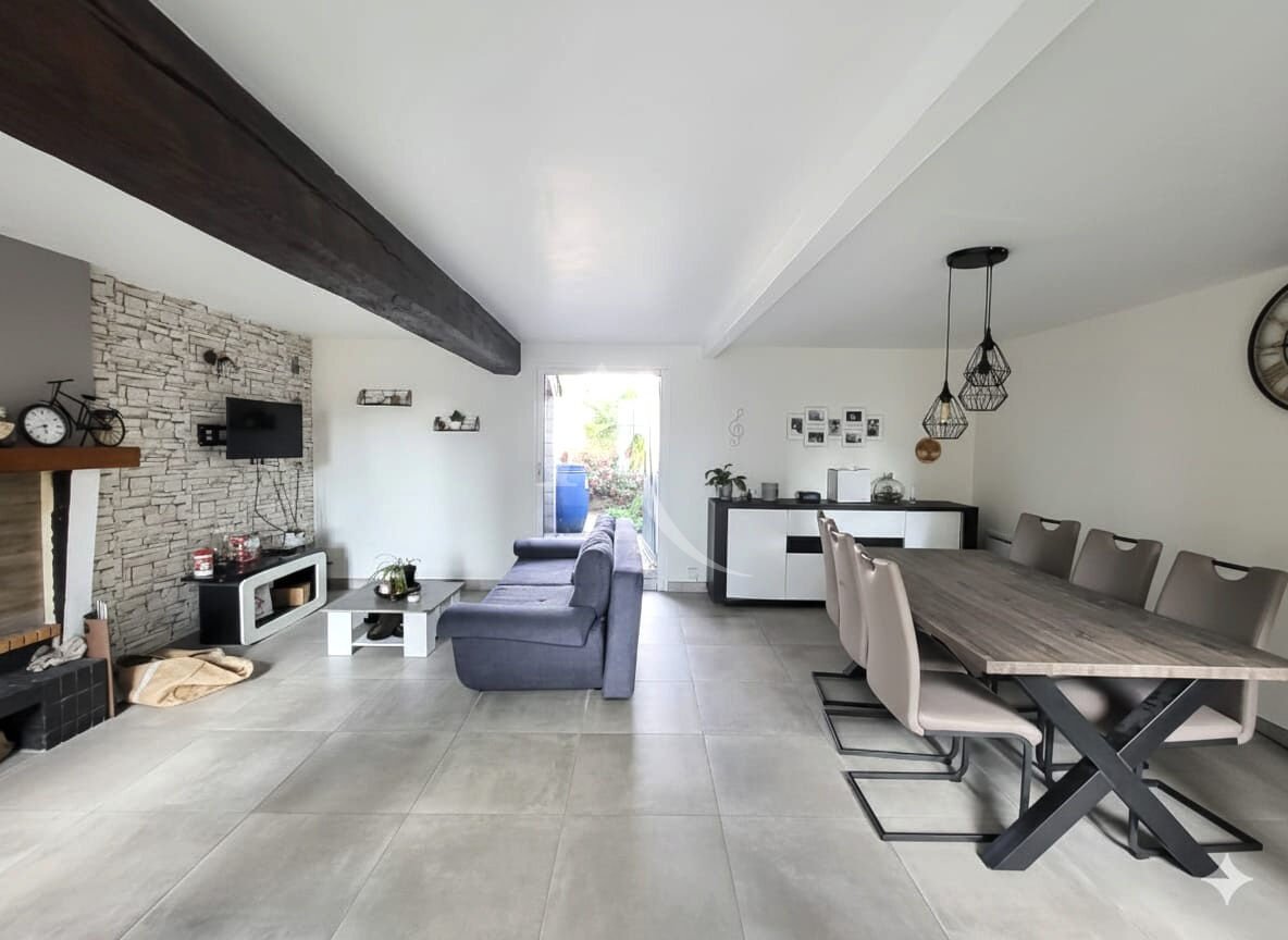 Agence immobilière de 
 L'ADRESSE 49 - L'ADRESSE CHALONNES SUR LOIRE 
