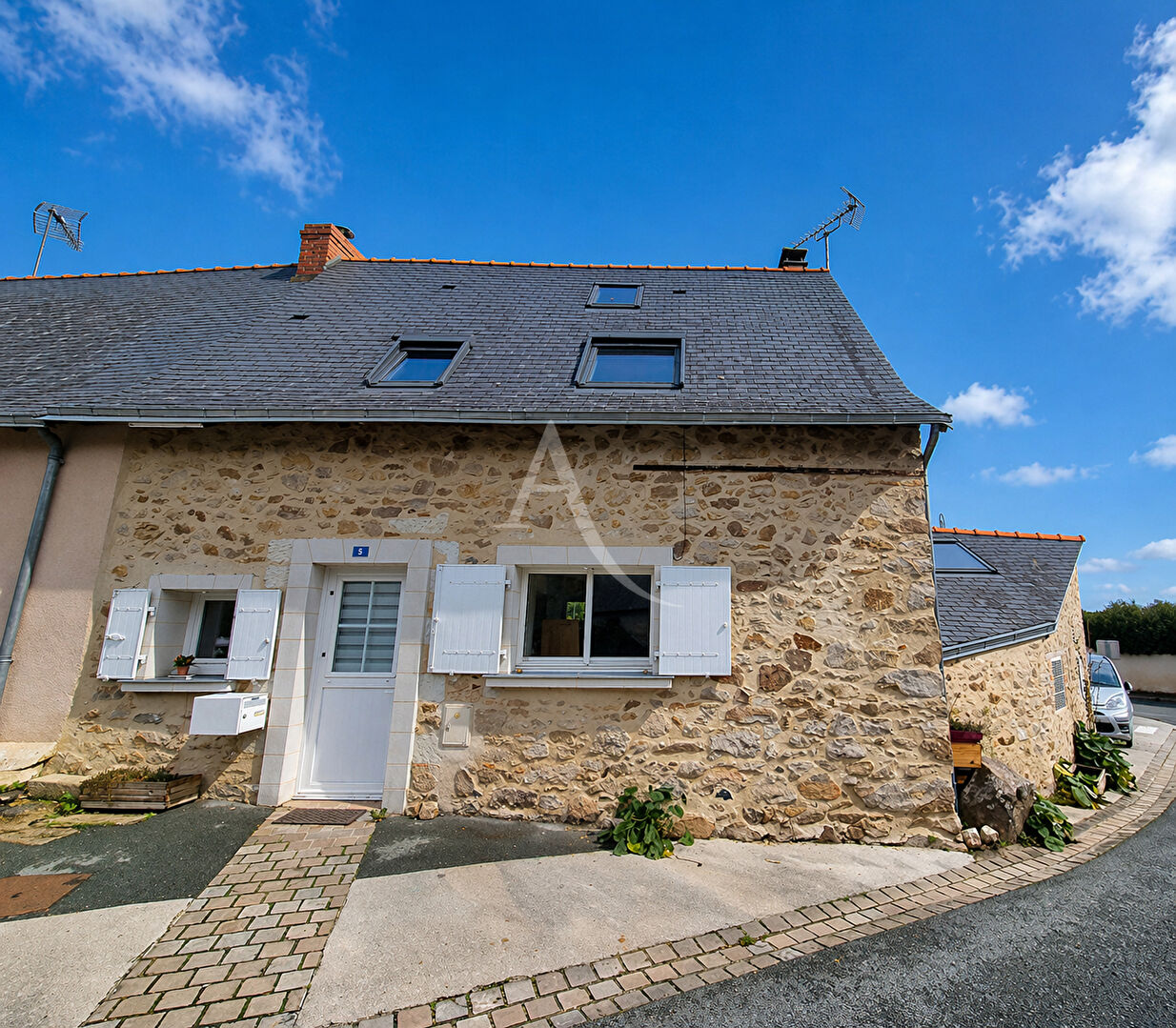 Agence immobilière de L'ADRESSE 49 - L'ADRESSE DE TIERCE