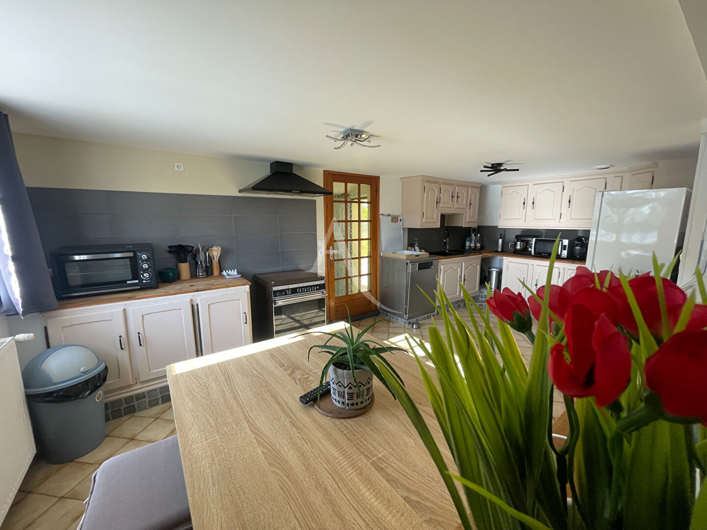 Agence immobilière de L'ADRESSE 49 - L'ADRESSE DE BEAUFORT EN VALLEE