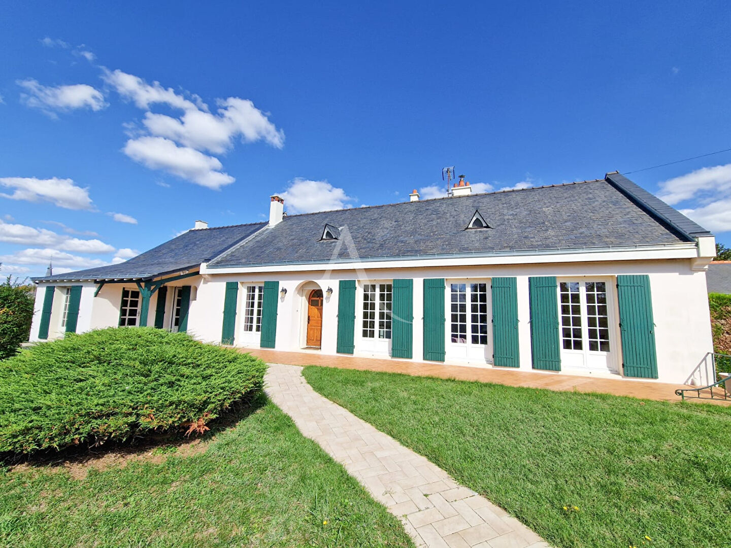 Agence immobilière de L'ADRESSE 49 - L'ADRESSE DE DOUE