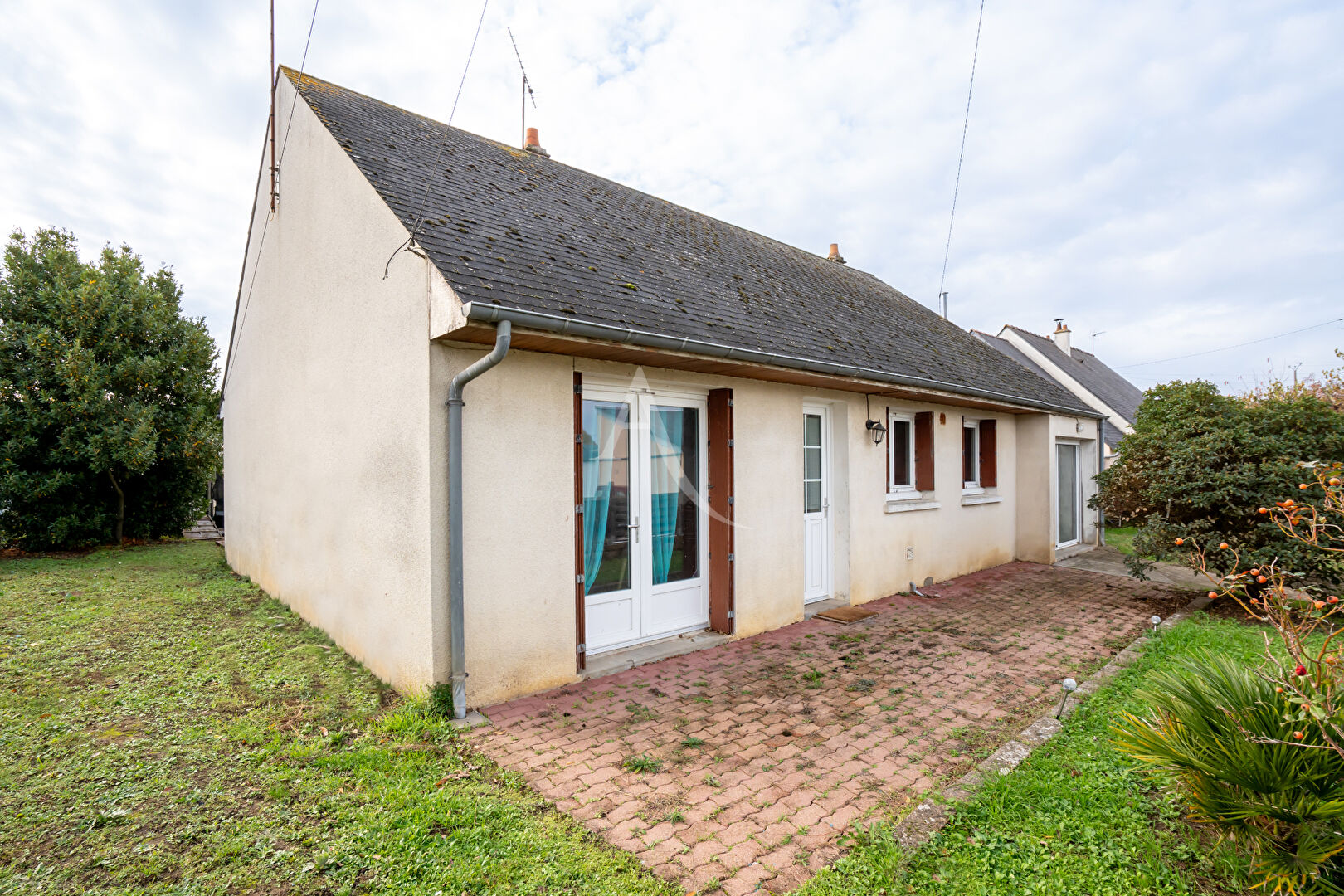 Maison de plain-pied 5 pièces - Le Puy-Notre-Dame