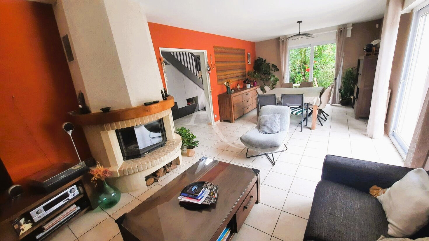 Photo Maison familiale rare à la vente, à deux pas du Parc des Ardoisières et d'Angers image 3/6