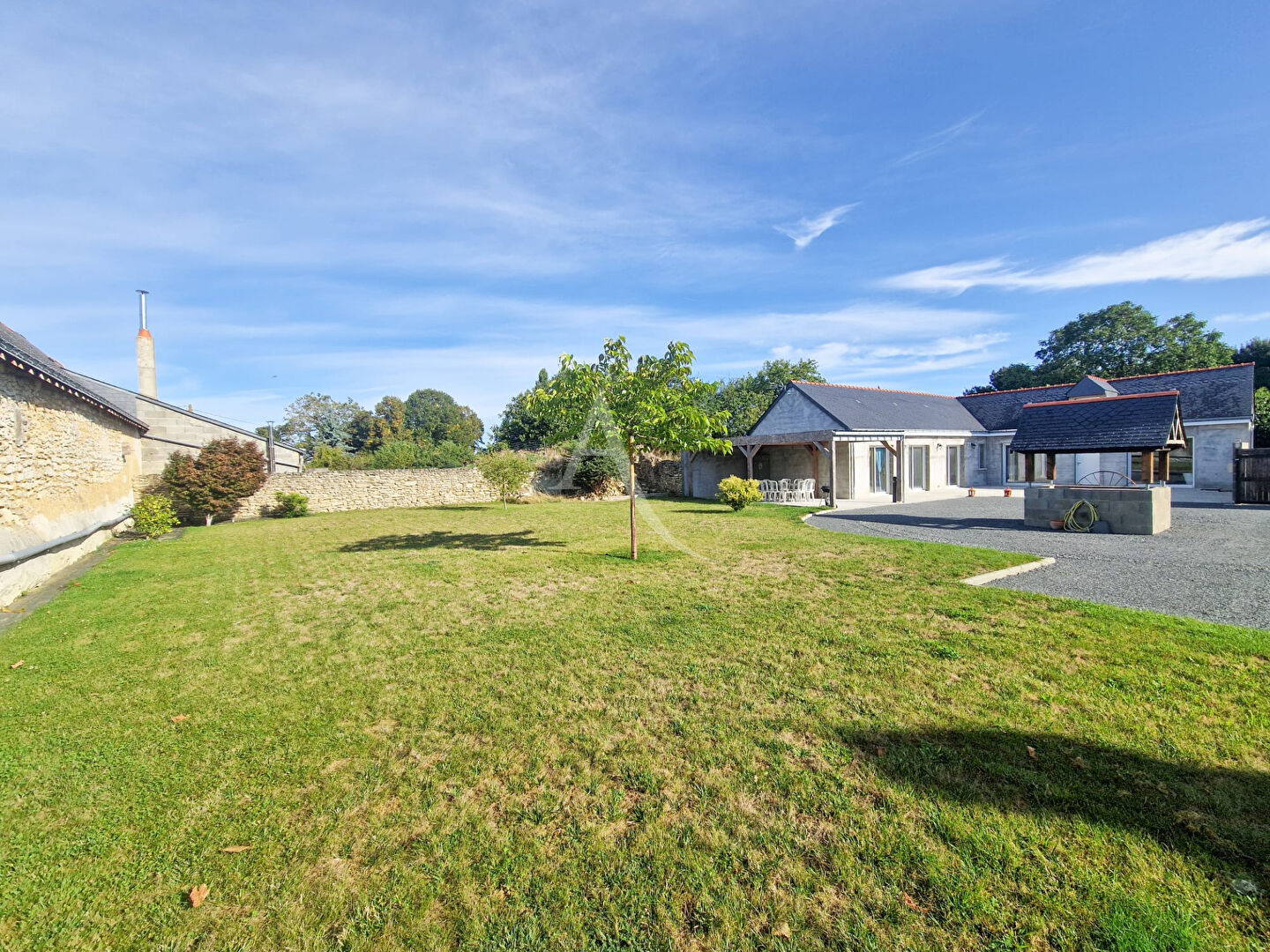 Agence immobilière de L'ADRESSE 49 - L'ADRESSE DE DOUE