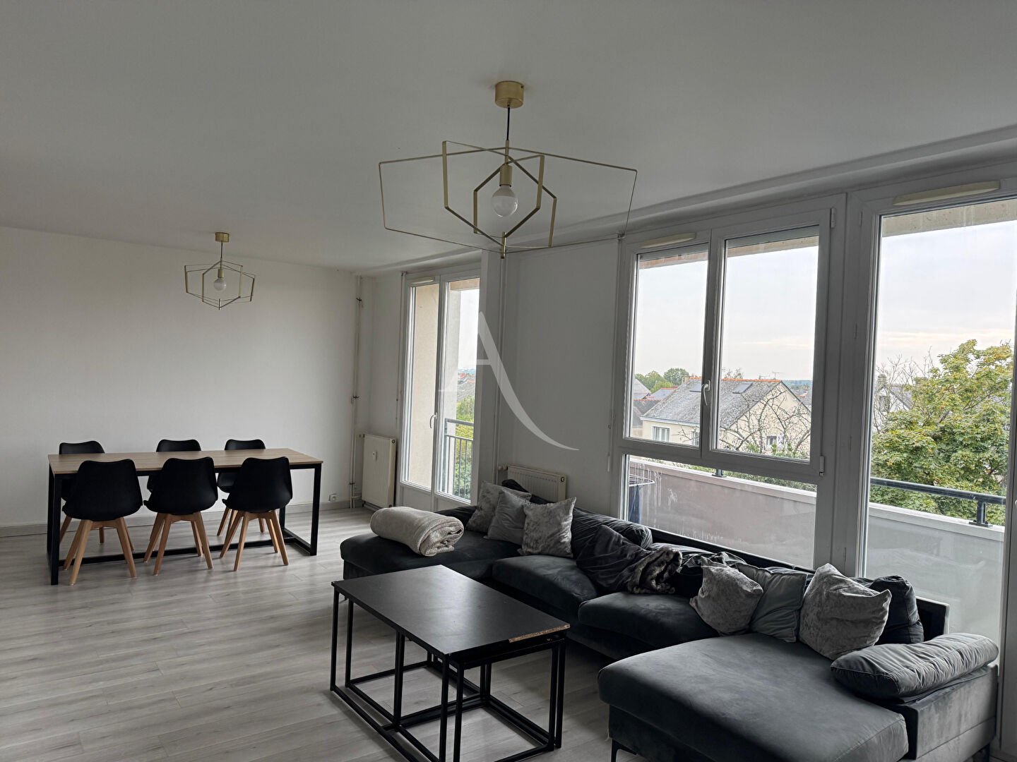 Photo Appartement Trelaze 3 pièce(s) 80.2 m2 image 3/6