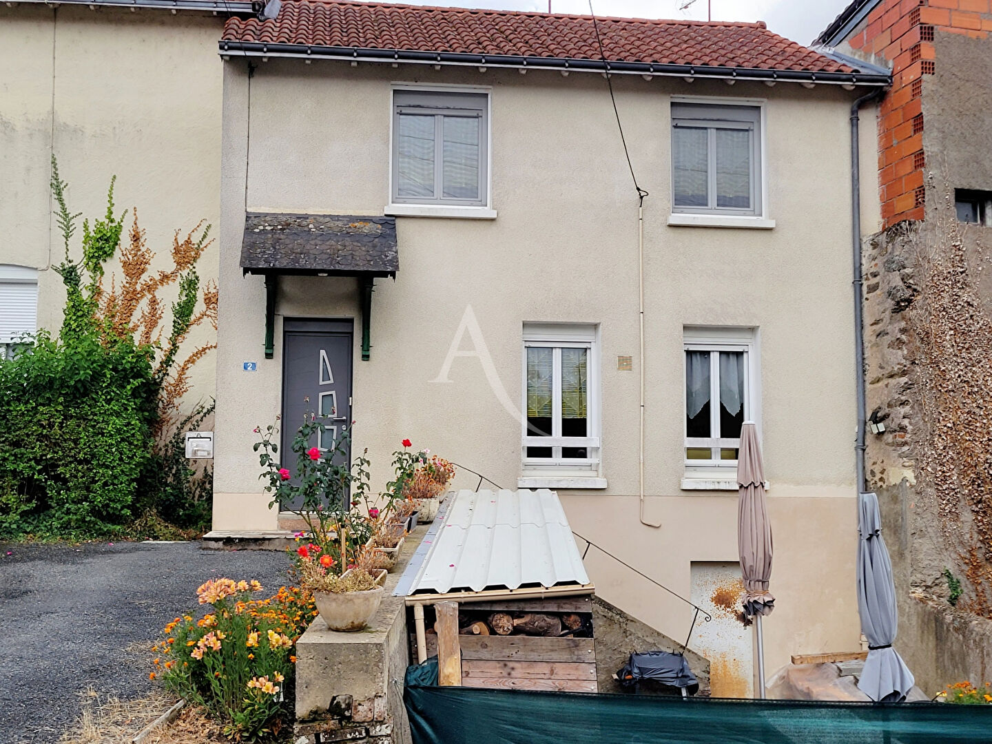 Agence immobilière de 
 L'ADRESSE 49 - L'ADRESSE CHALONNES SUR LOIRE 
