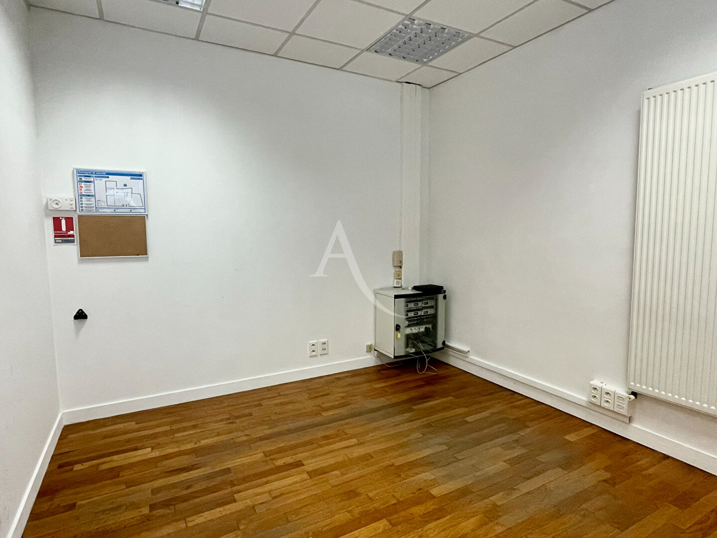 Photo Local commercial Segre En Anjou Bleu 97.95 m2 image 5/6