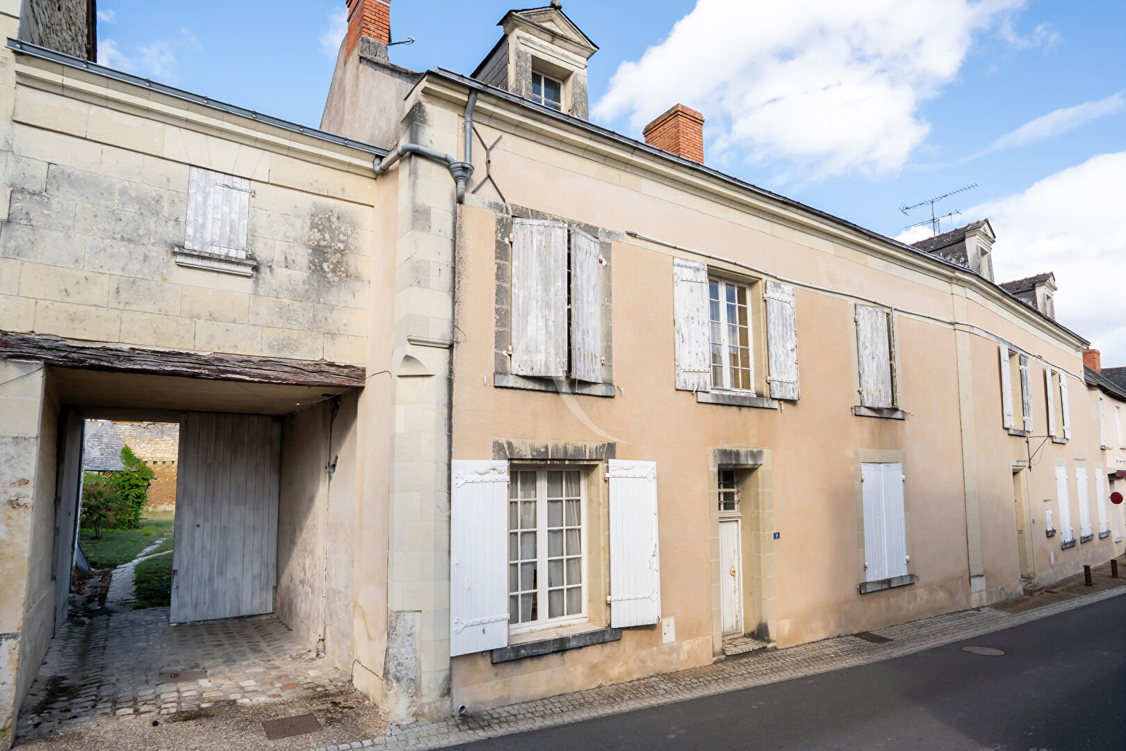 Agence immobilière de L'ADRESSE 49 - L'ADRESSE DE DOUE