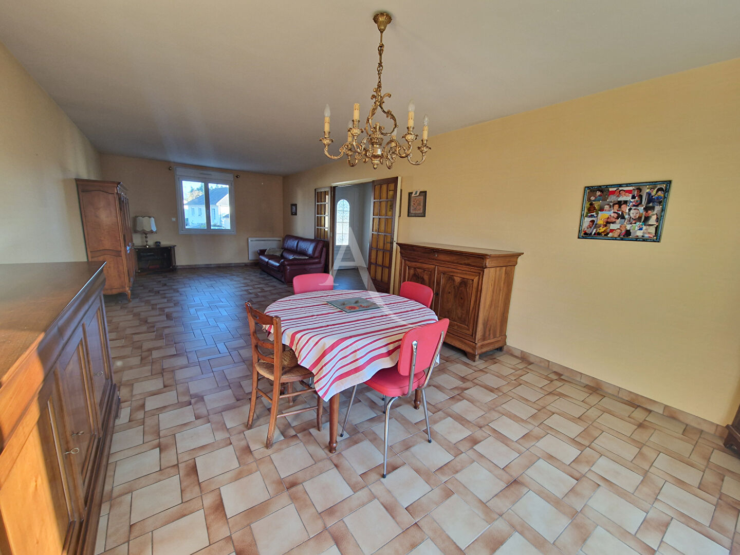 Photo Maison Bonchamp Les Laval image 2/6