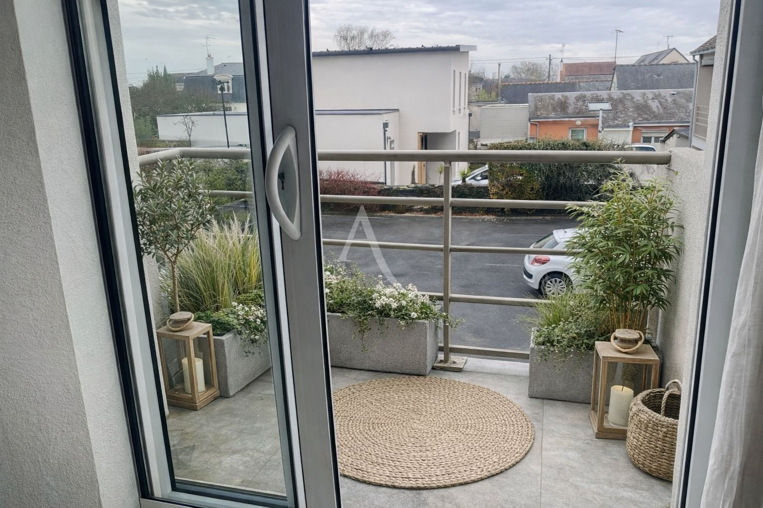 Agence immobilière de L'ADRESSE ANJOU-MAINE - L'Adresse Place du Lycee